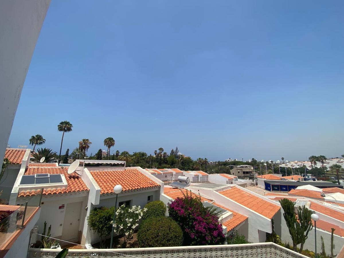 Island Village Ocean View 阿德耶 外观 照片